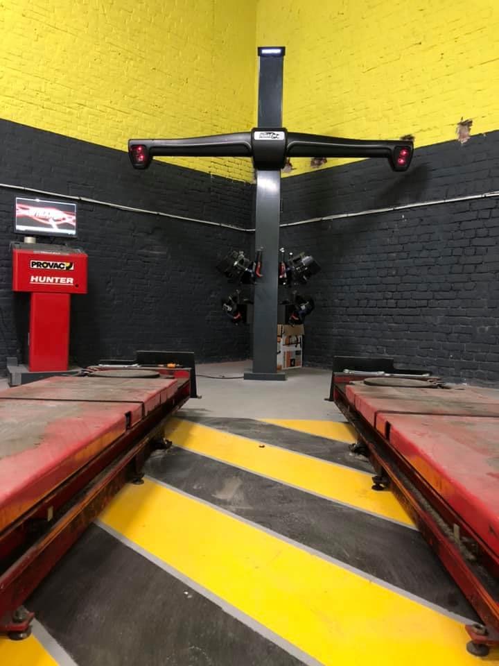 Équipement technique professionnel atelier Pneu Station banc de géométrie